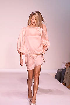 Victor Alfaro S/S 01 Look 38