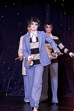Viktor & Rolf S/S 01 Look 3