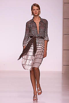 Valentino S/S 01 Look 31