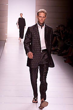 Valentino S/S 01 Look 35