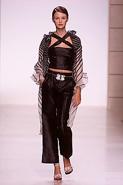 Valentino S/S 01 Look 37