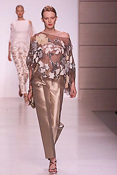 Valentino S/S 01 Look 59