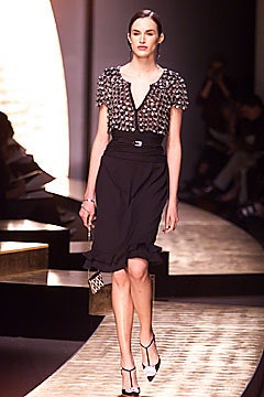 Valentino S/S 01 Couture Look 11