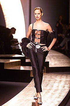 Valentino S/S 01 Couture Look 14