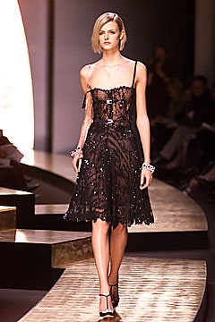 Valentino S/S 01 Couture Look 19