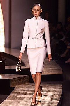 Valentino S/S 01 Couture Look 22