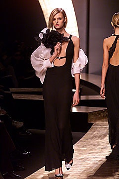 Valentino S/S 01 Couture Look 52