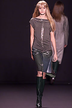 Vivienne Tam F/W 01 Look 4