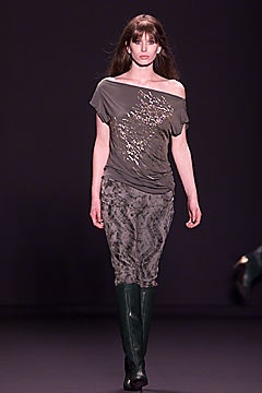 Vivienne Tam F/W 01 Look 6