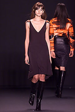 Vivienne Tam F/W 01 Look 21
