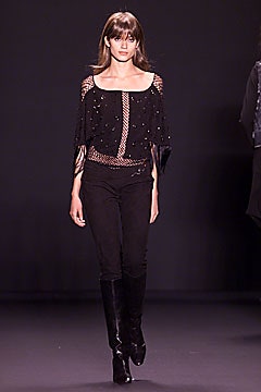 Vivienne Tam F/W 01 Look 30