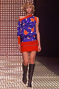 Versus Versace Fall 2001 Ready-to-Wear