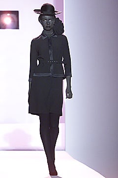 Viktor & Rolf F/W 01 Look 5