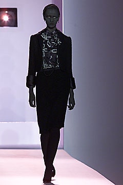 Viktor & Rolf F/W 01 Look 7