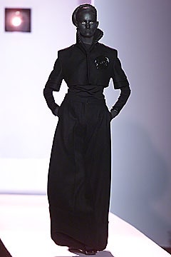 Viktor & Rolf F/W 01 Look 14