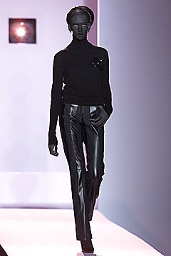 Viktor & Rolf F/W 01 Look 19