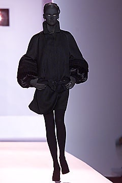 Viktor & Rolf F/W 01 Look 23