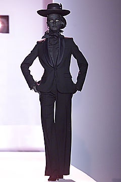 Viktor & Rolf F/W 01 Look 29