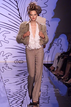 Valentino F/W 01 Couture Look 6