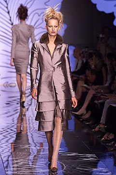 Valentino F/W 01 Couture Look 10