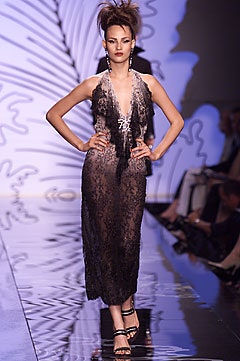 Valentino F/W 01 Couture Look 26