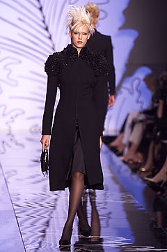 Valentino F/W 01 Couture Look 29