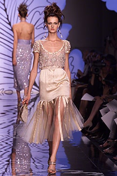 Valentino F/W 01 Couture Look 32