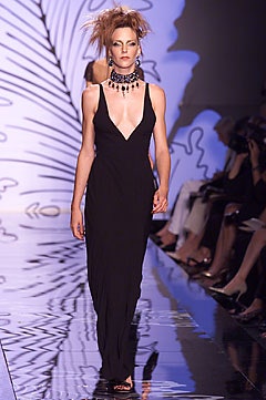 Valentino F/W 01 Couture Look 38