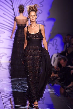 Valentino F/W 01 Couture Look 55