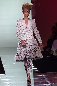 Versace F/W 01 Couture Look 15