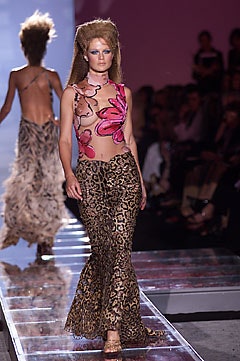 Versace F/W 01 Couture Look 42