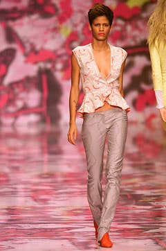 Versus Versace S/S 02 Look 39