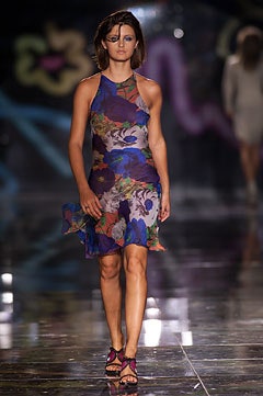 Versace S/S 02 Look 25