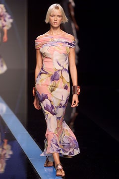 Valentino S/S 02 Look 30