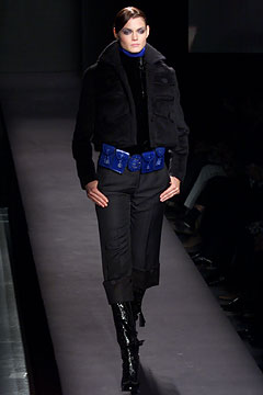 Viktor & Rolf F/W 02 Look 2