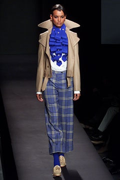 Viktor & Rolf F/W 02 Look 11