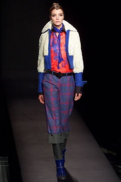 Viktor & Rolf F/W 02 Look 23