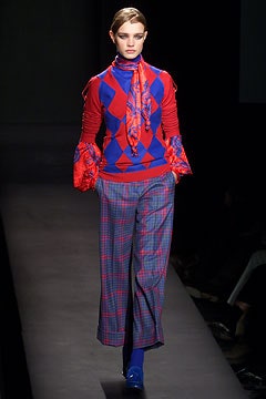Viktor & Rolf F/W 02 Look 24
