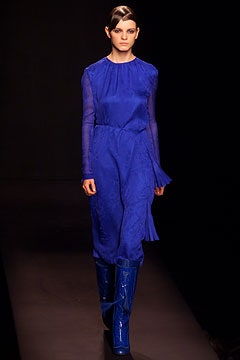 Viktor & Rolf F/W 02 Look 26