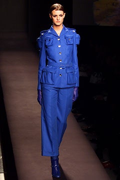 Viktor & Rolf F/W 02 Look 27