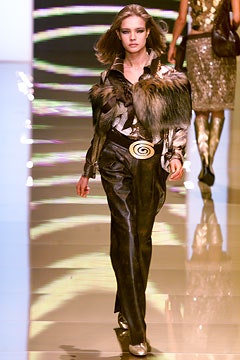 Valentino F/W 02 Look 47