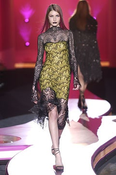 Versace F/W 02 Couture Look 21