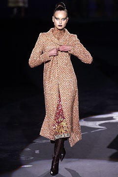 Valentino F/W 02 Couture Look 2