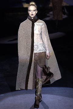 Valentino F/W 02 Couture Look 11