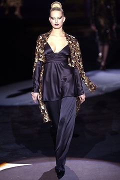 Valentino F/W 02 Couture Look 19