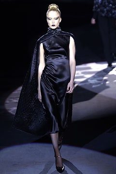 Valentino F/W 02 Couture Look 28