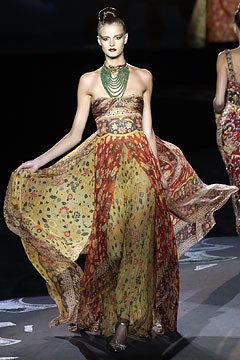 Valentino F/W 02 Couture Look 52