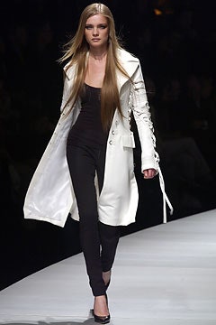 Versace F/W 03 Look 26