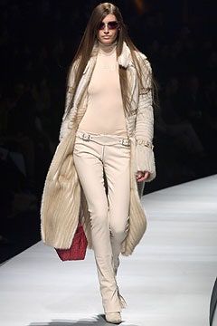 Versace F/W 03 Look 35