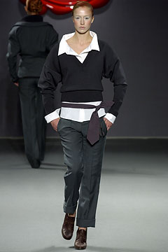Viktor & Rolf F/W 03 Look 9